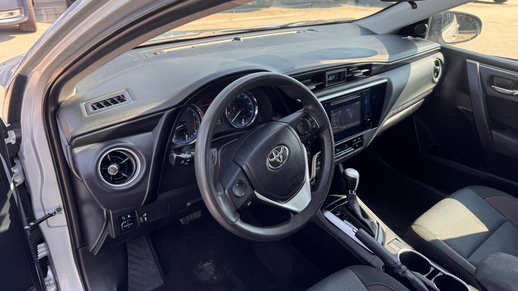 2018 Toyota Corolla Image 14