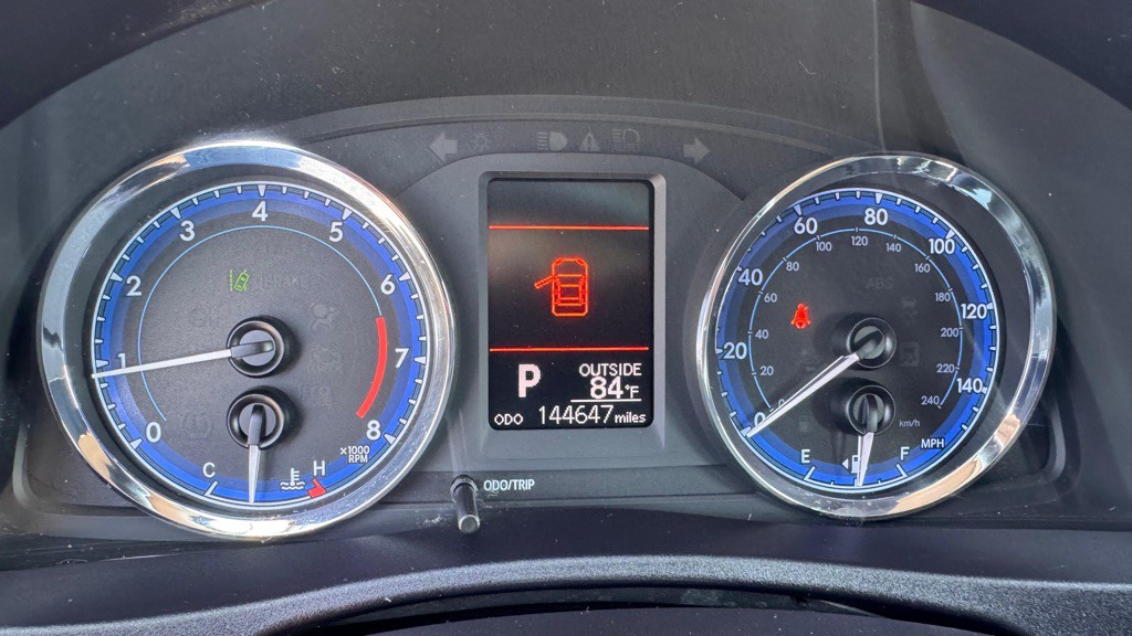 2018 Toyota Corolla Image 18
