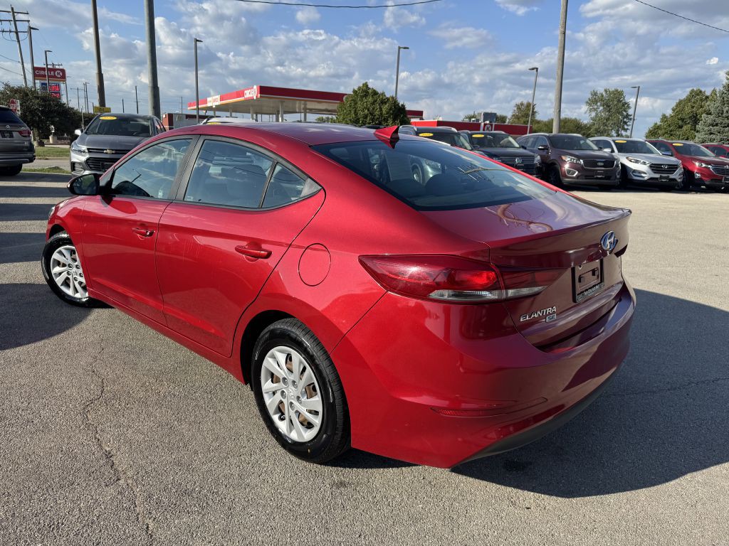2017 Hyundai Elantra Image 5