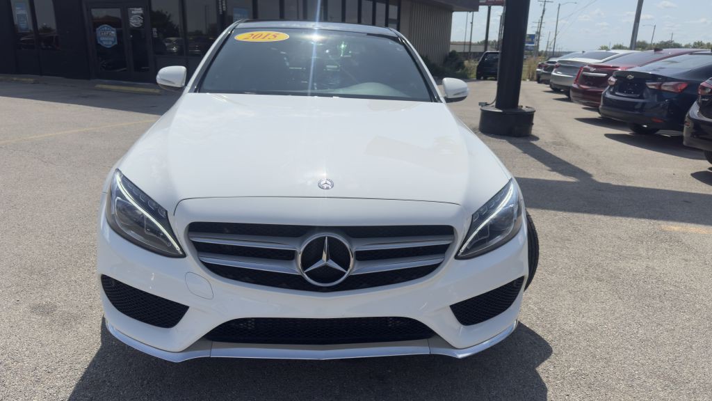 2015 Mercedes-Benz C-Class Image 2