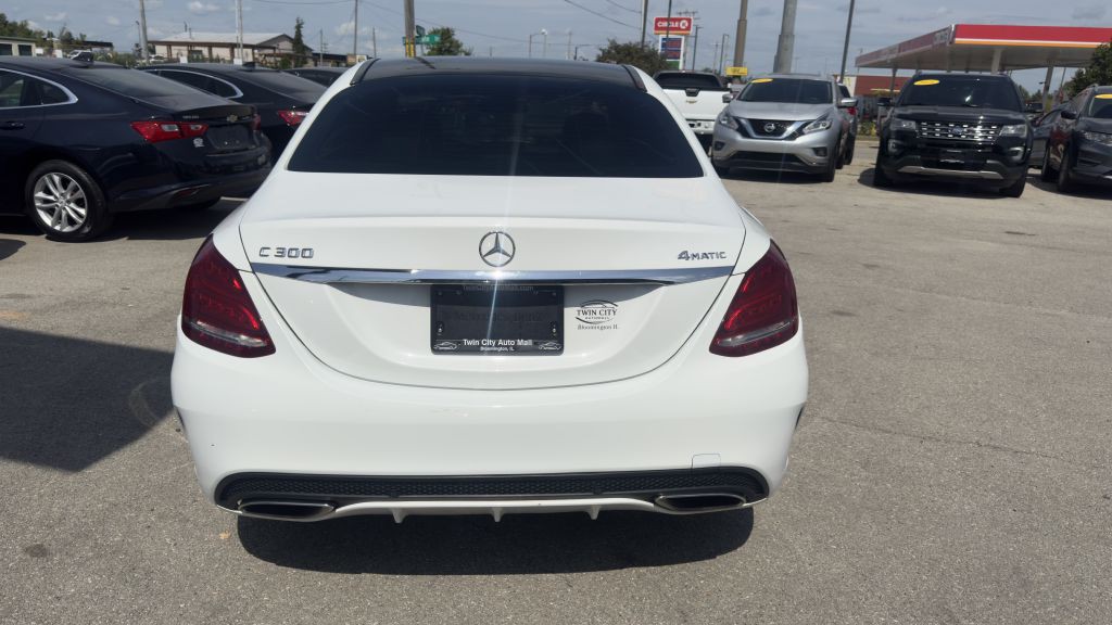 2015 Mercedes-Benz C-Class Image 6