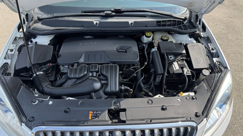2013 Buick Verano Image 9