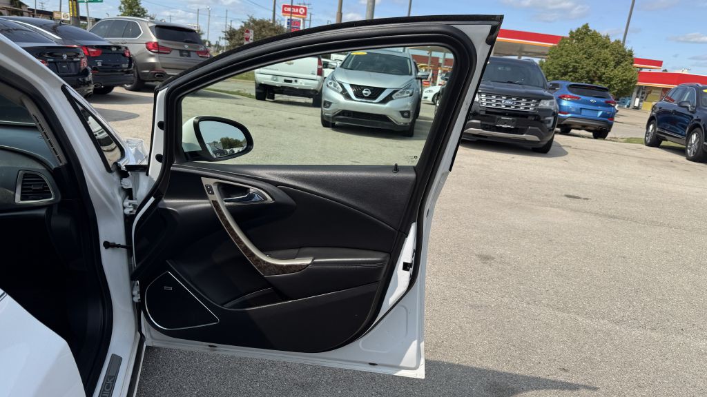 2013 Buick Verano Image 27