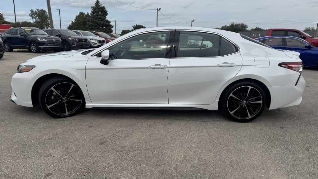 2019 Toyota Camry Image 4