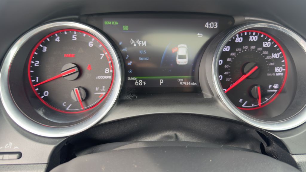 2019 Toyota Camry Image 16