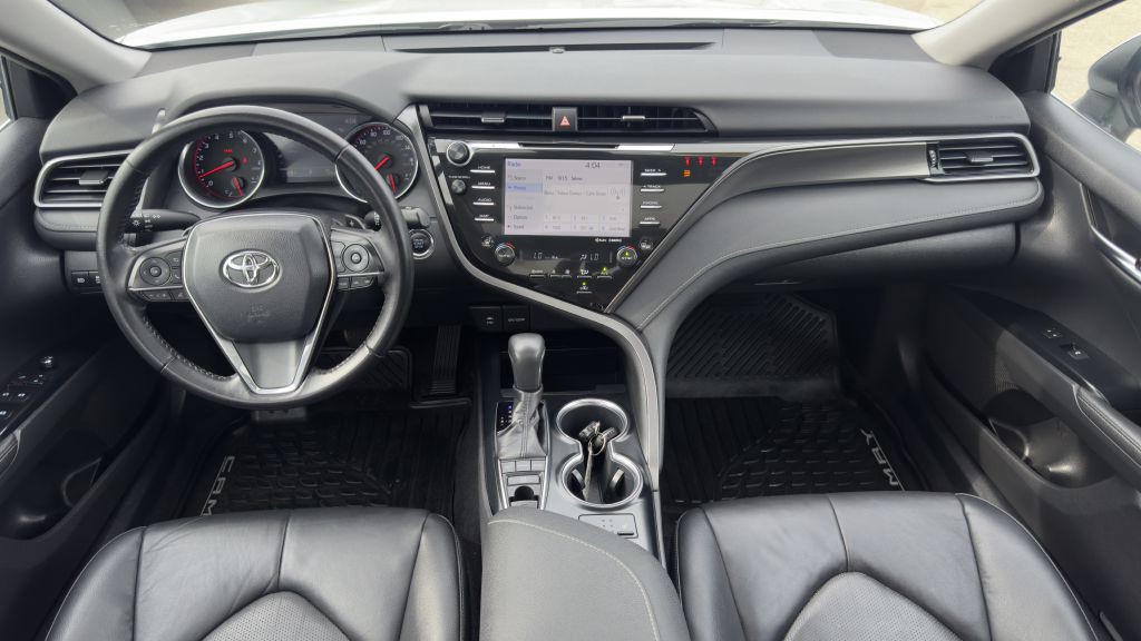 2019 Toyota Camry Image 21