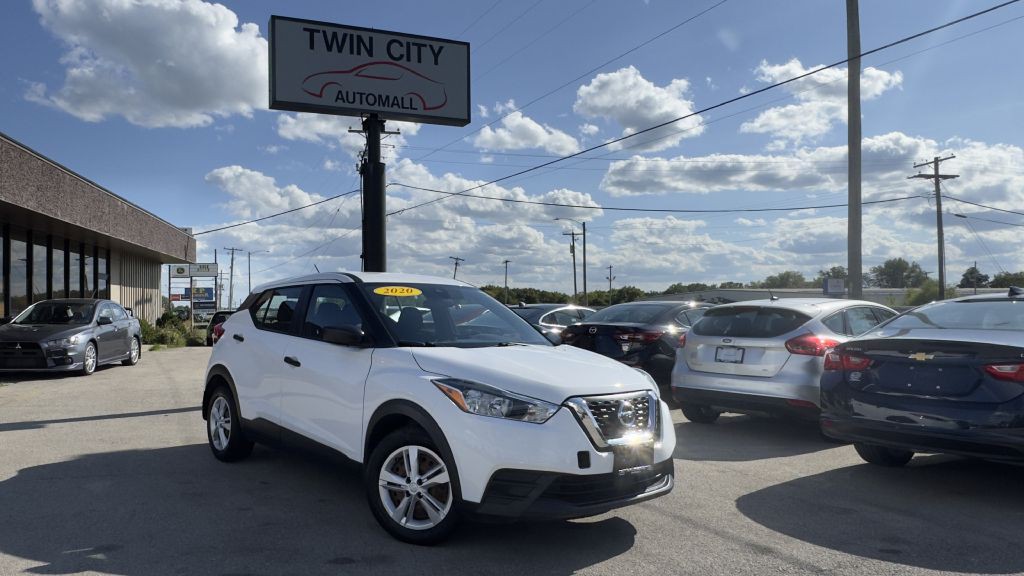 2020 Nissan Kicks Image 1