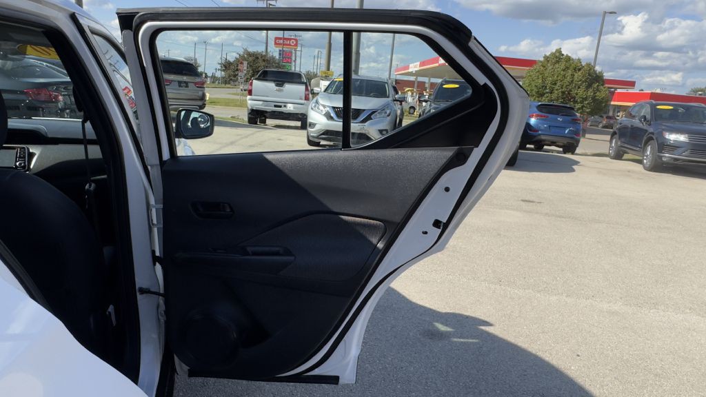 2020 Nissan Kicks Image 21