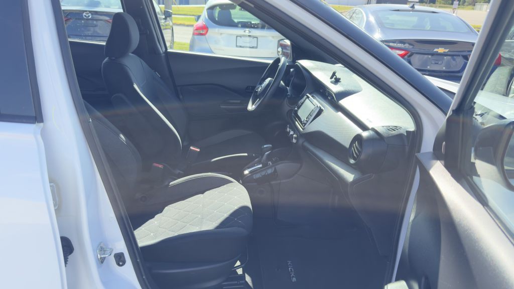 2020 Nissan Kicks Image 25