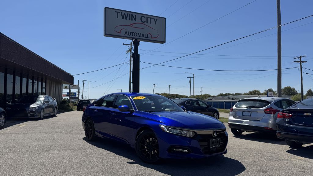 2019 Honda Accord Image 3