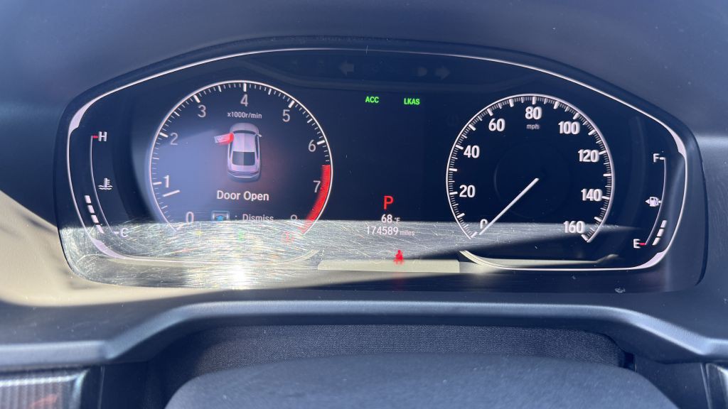 2019 Honda Accord Image 16