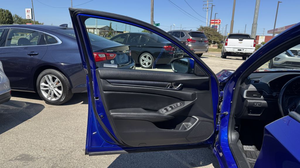 2019 Honda Accord Image 26