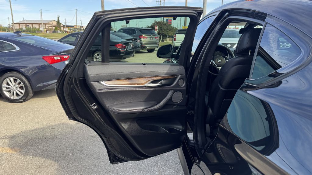 2018 BMW X6 Image 19