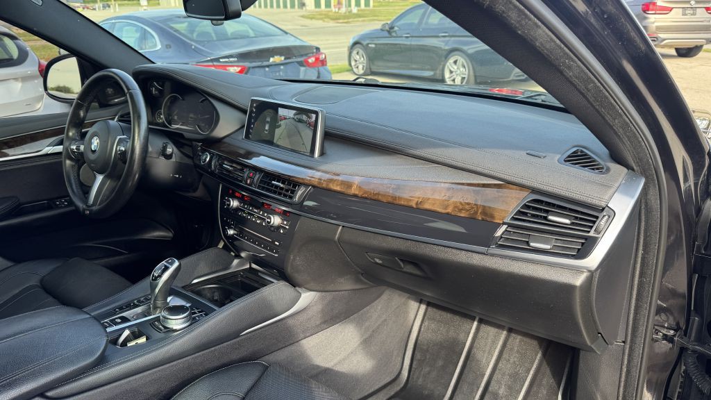 2018 BMW X6 Image 27