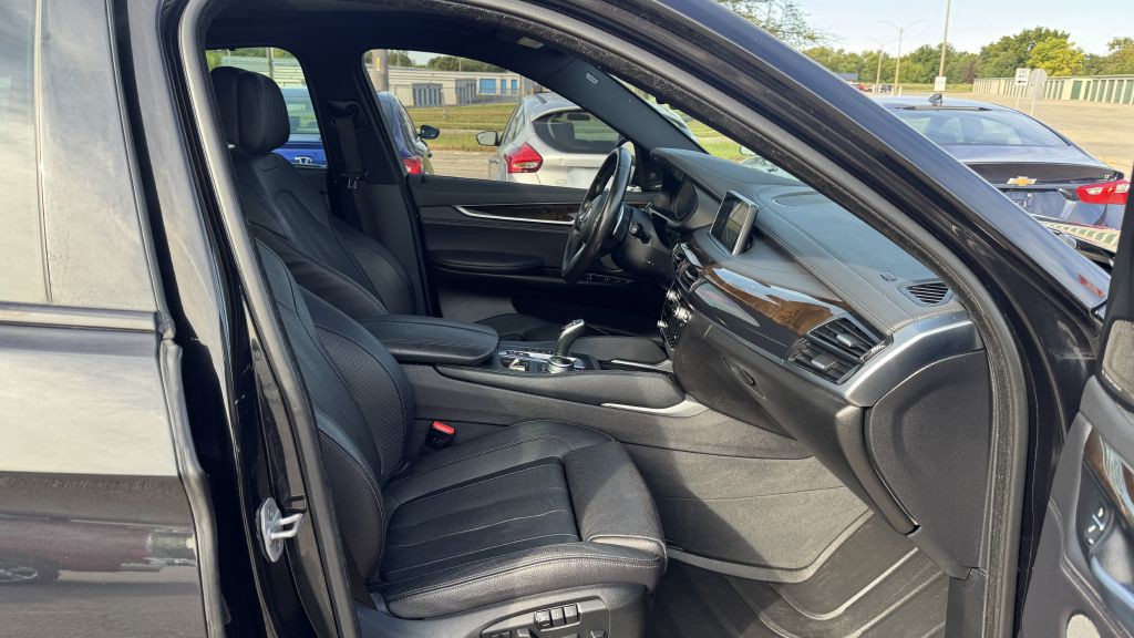 2018 BMW X6 Image 28