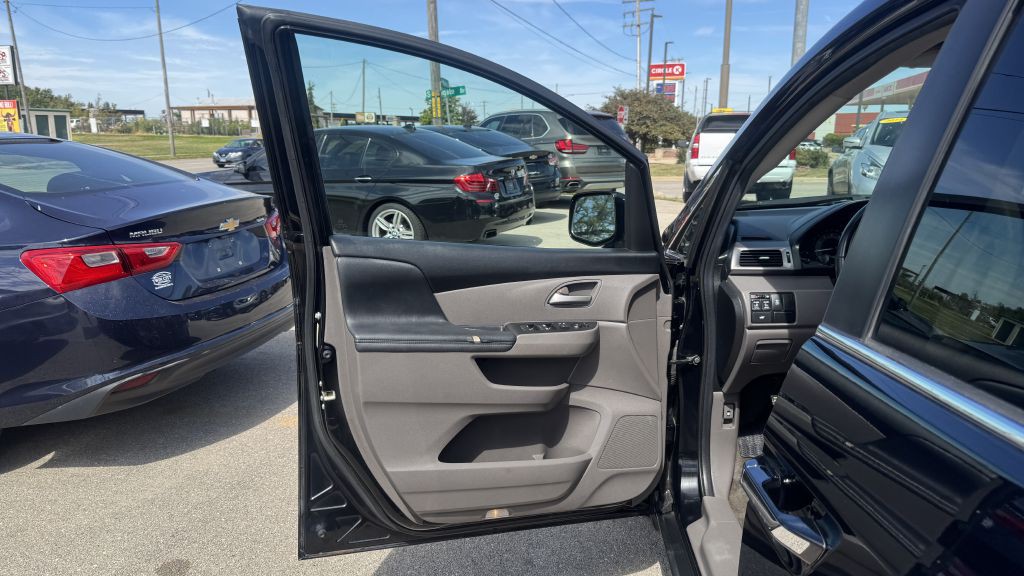 2013 Honda Odyssey Image 8