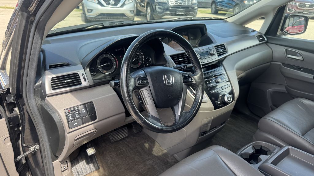 2013 Honda Odyssey Image 9