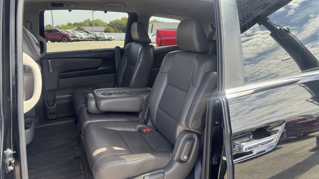 2013 Honda Odyssey Image 16
