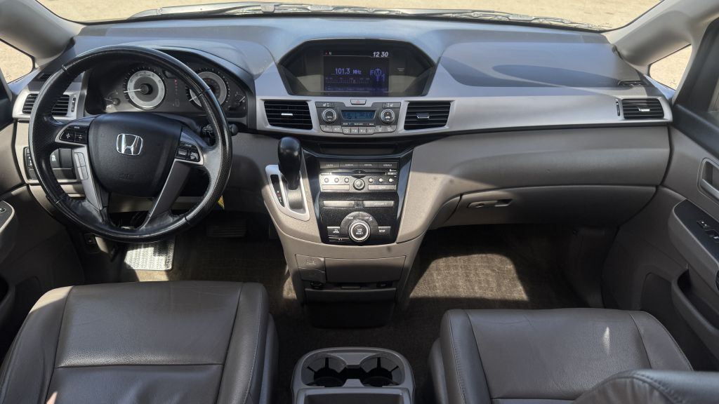 2013 Honda Odyssey Image 18