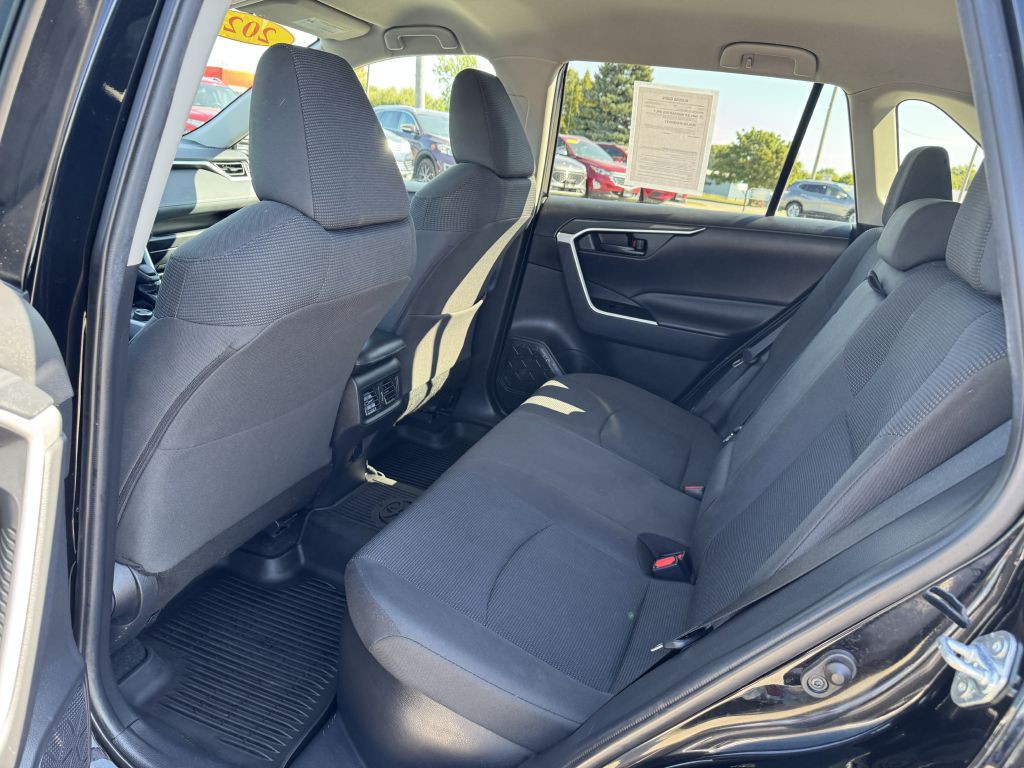2021 Toyota Rav4 Image 17