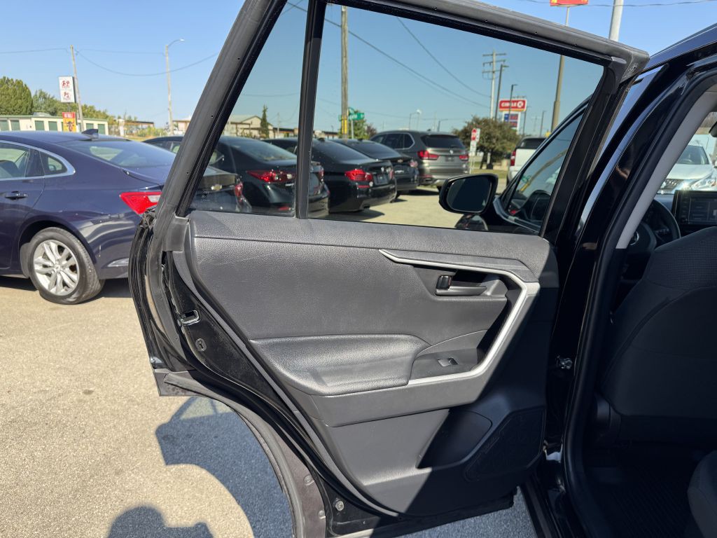 2021 Toyota Rav4 Image 19