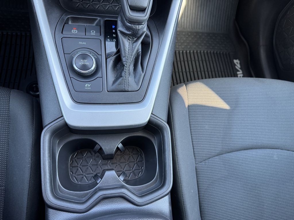 2021 Toyota Rav4 Image 28