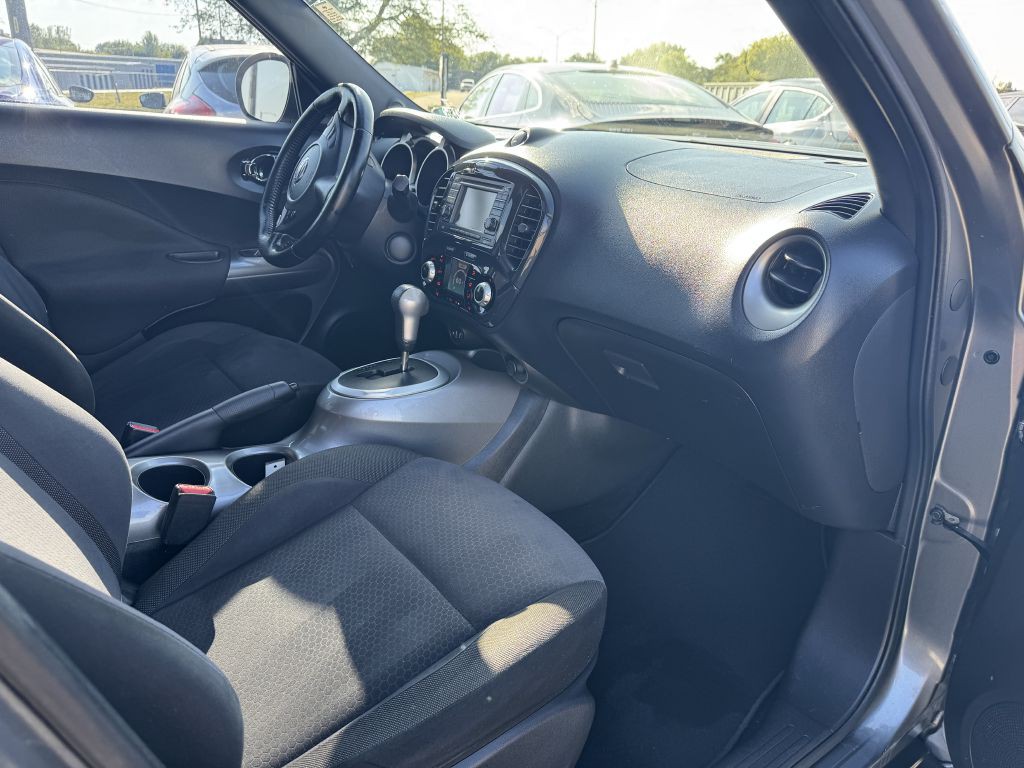 2012 Nissan Juke Image 12