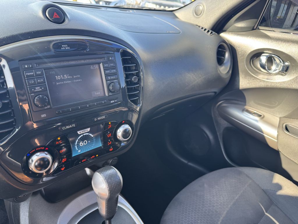 2012 Nissan Juke Image 27