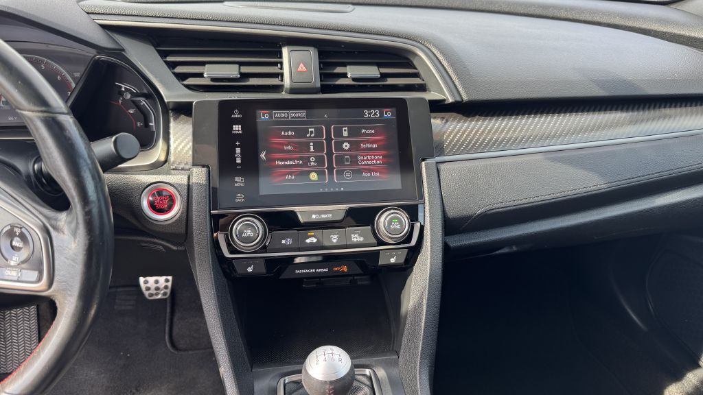 2017 Honda Civic Image 17