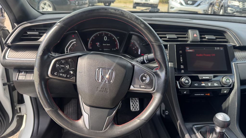 2017 Honda Civic Image 21