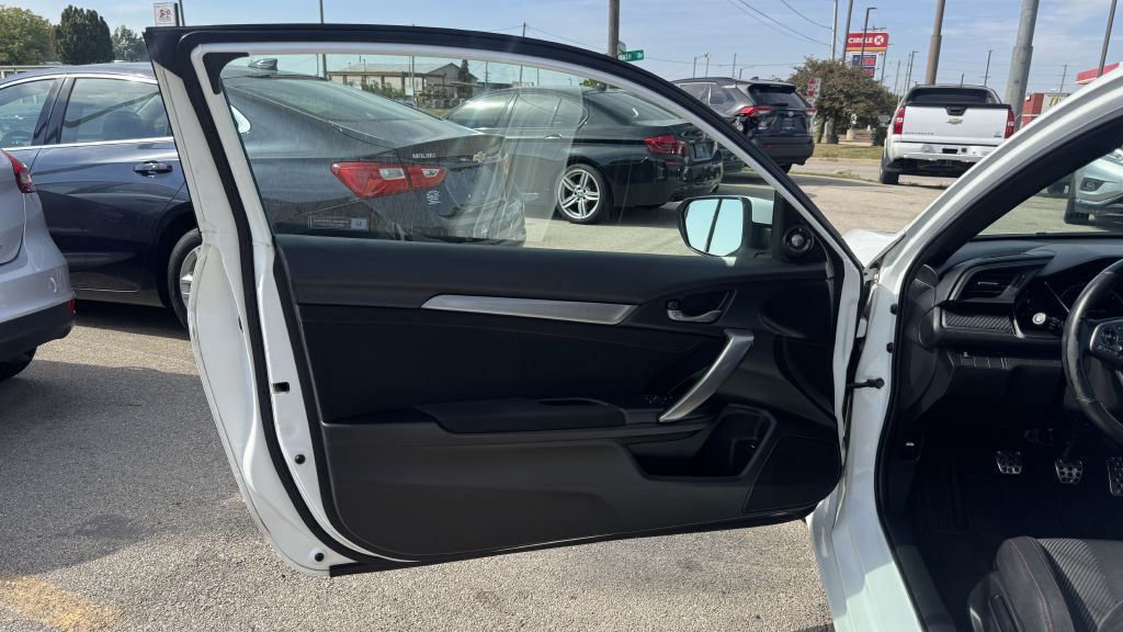 2017 Honda Civic Image 23