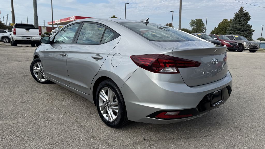 2020 Hyundai Elantra Image 5