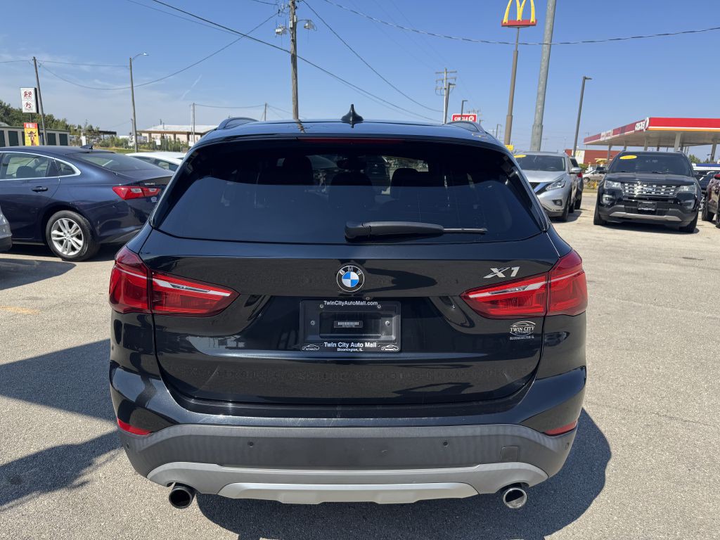 2017 BMW X1 Image 6