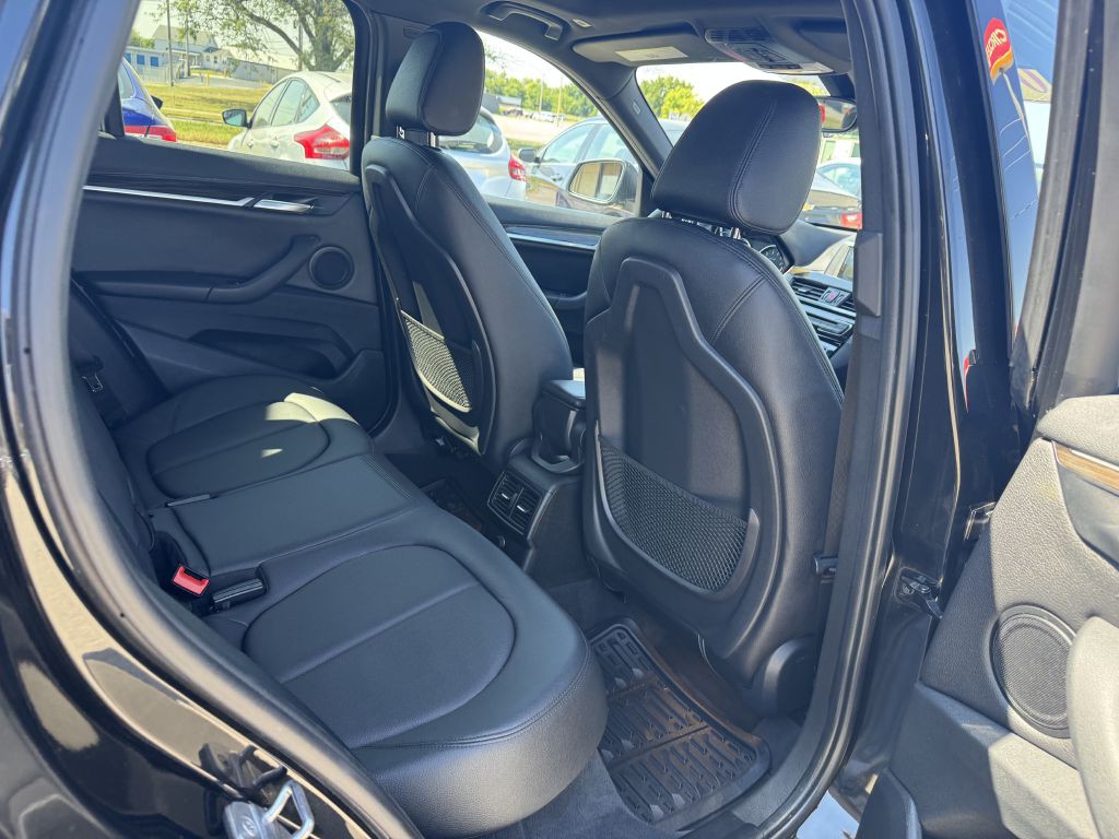 2017 BMW X1 Image 14