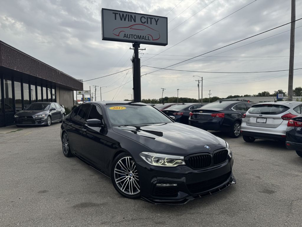 2017 BMW 5 Series Image 1