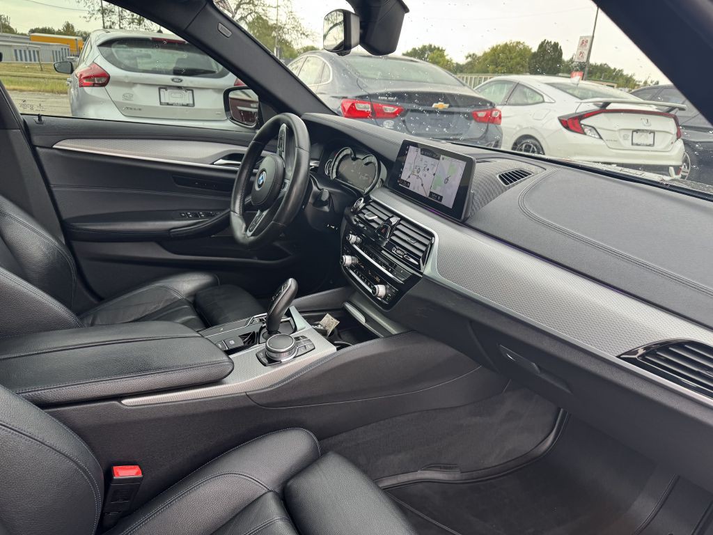 2017 BMW 5 Series Image 15