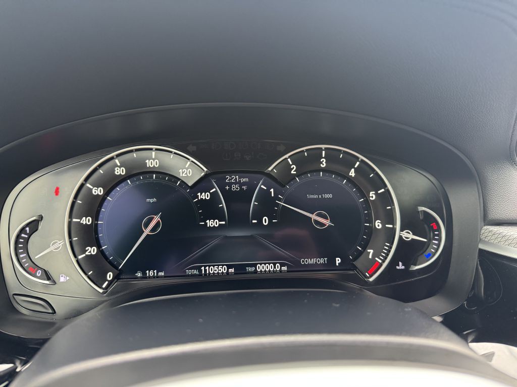 2017 BMW 5 Series Image 26