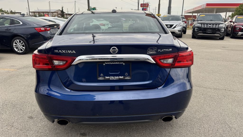 2017 Nissan Maxima Image 6