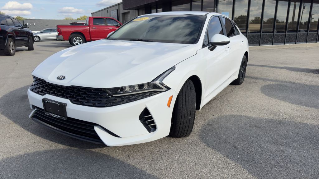2021 Kia K5 Image 3