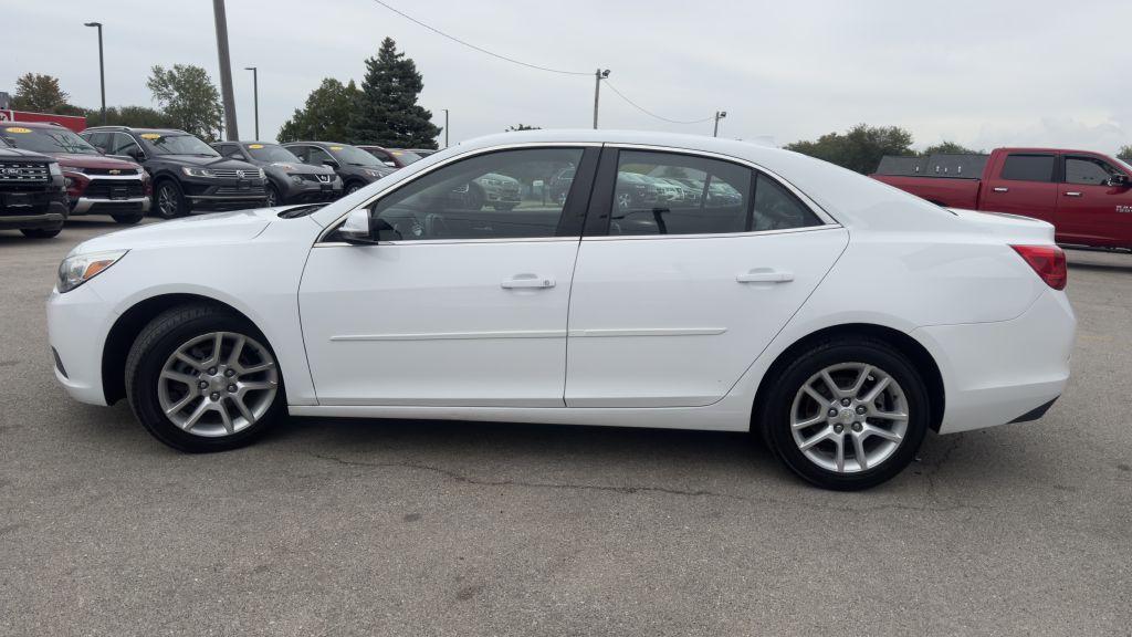 2014 Chevrolet Malibu Image 4