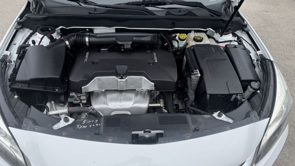 2014 Chevrolet Malibu Image 9