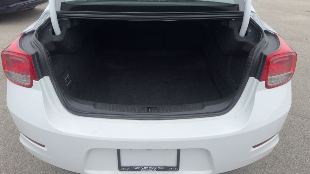 2014 Chevrolet Malibu Image 12