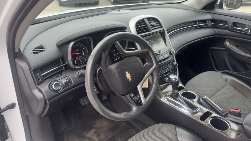 2014 Chevrolet Malibu Image 14