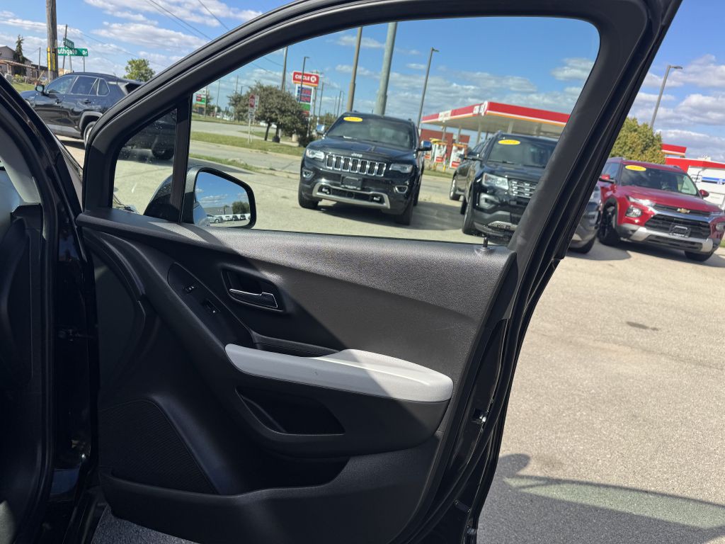 2021 Chevrolet Trax Image 13