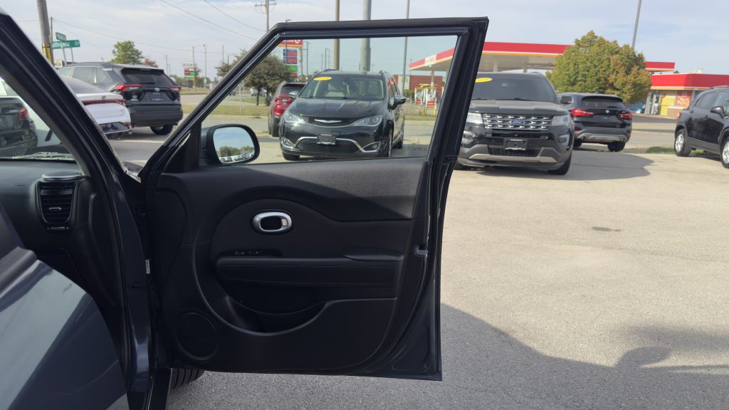 2015 Kia Soul Image 10