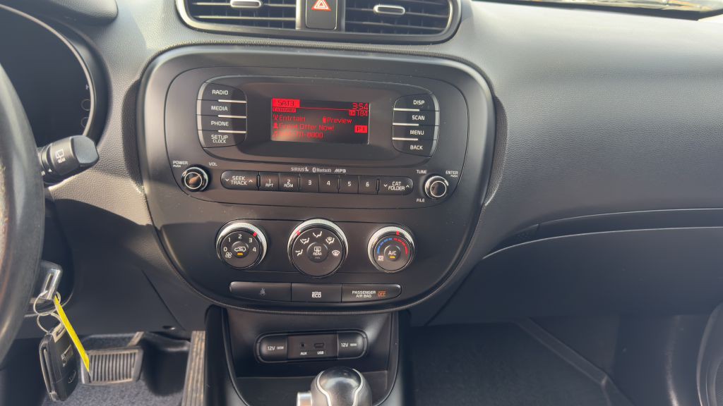 2015 Kia Soul Image 15