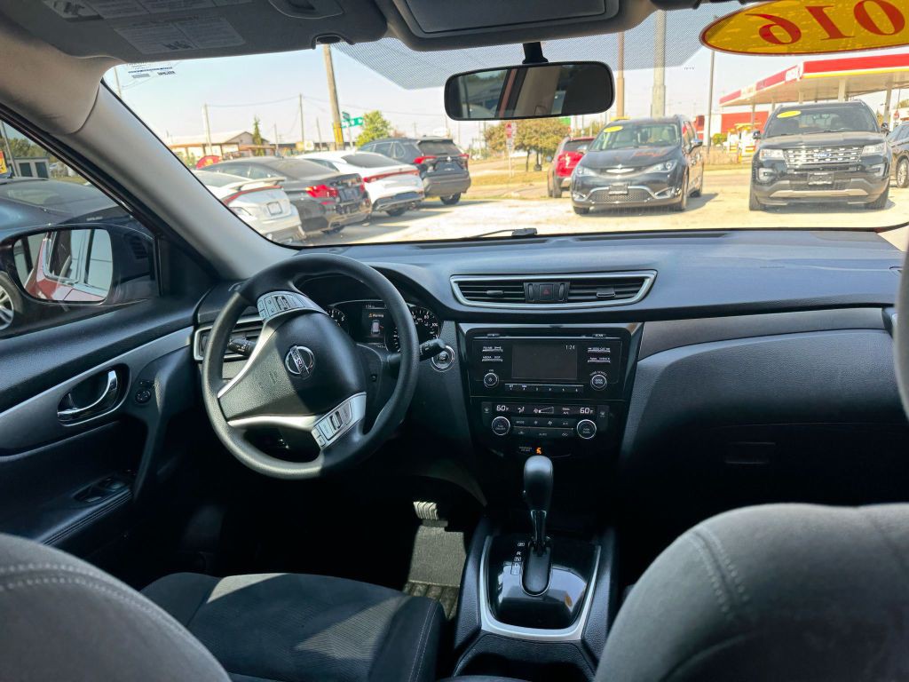 2016 Nissan Rogue Image 22