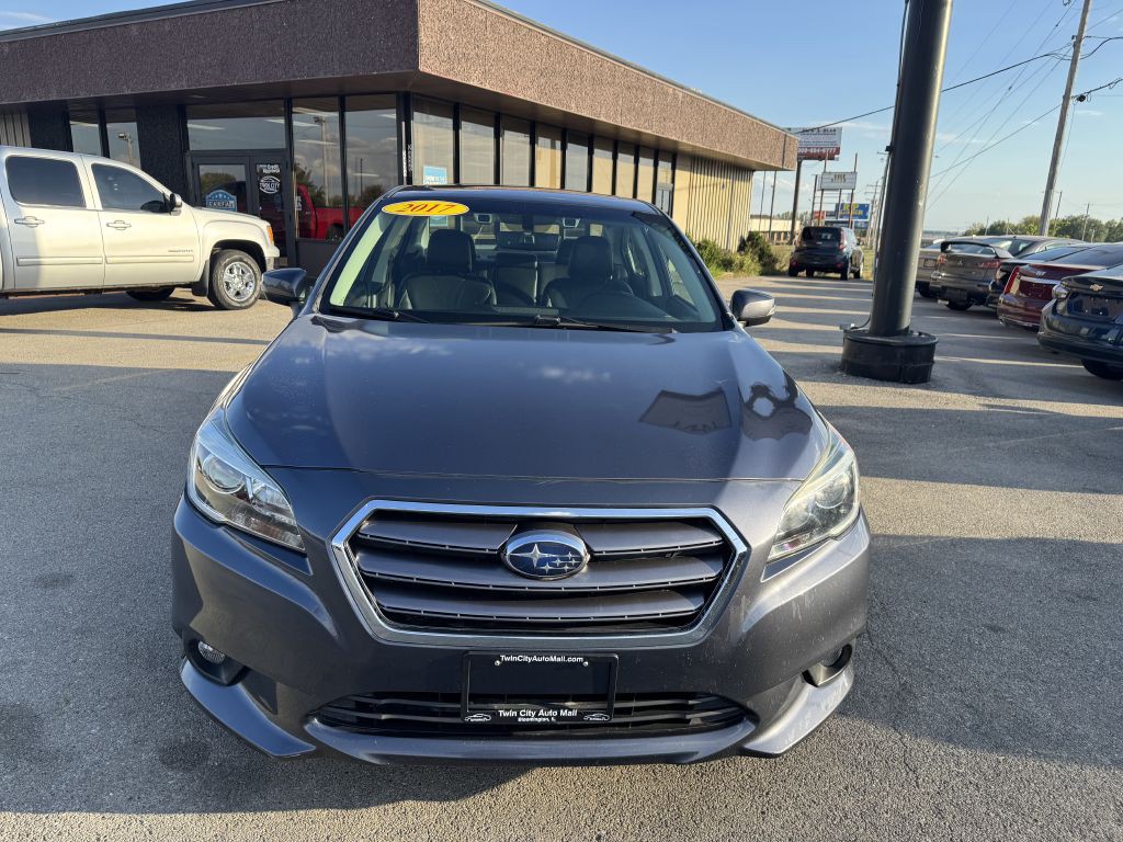 2017 Subaru Legacy Image 2