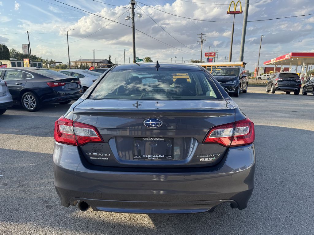 2017 Subaru Legacy Image 6