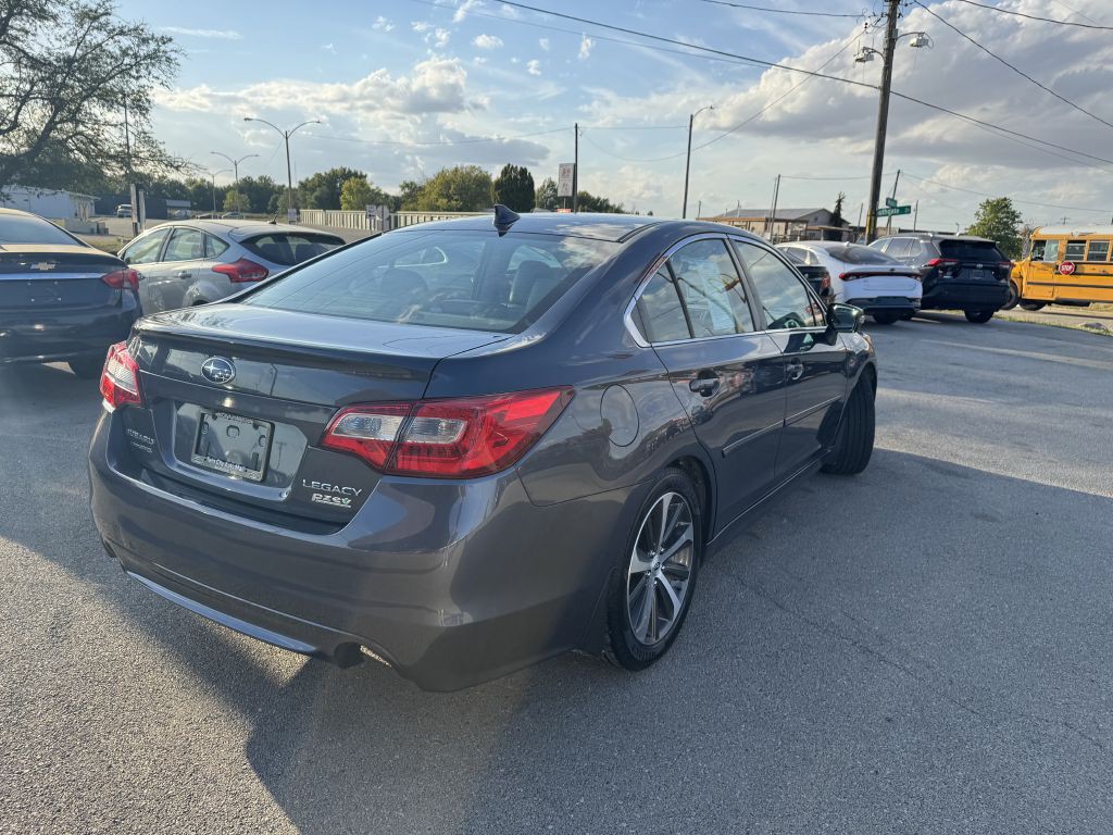 2017 Subaru Legacy Image 7